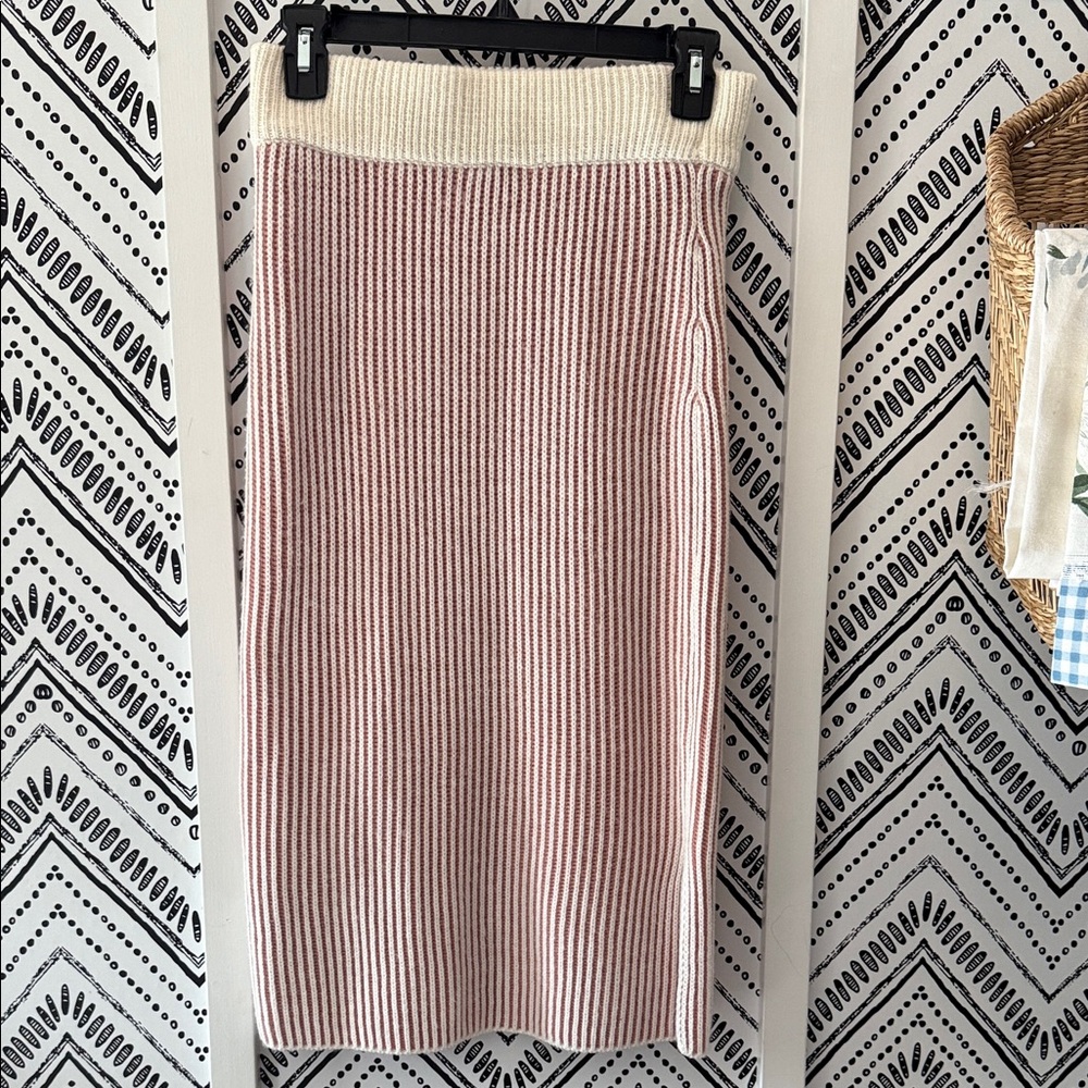 Polagram Pink and Cream Ribbed Pencil Skirt